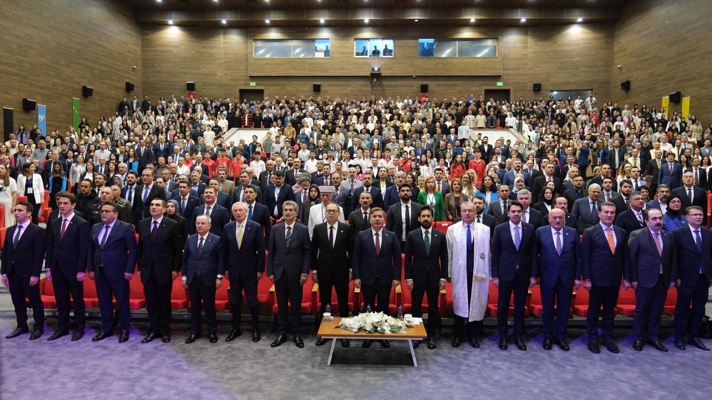 Türkiye Yüzyılında 1. Uluslararası Türk Diasporası Sempozyumu