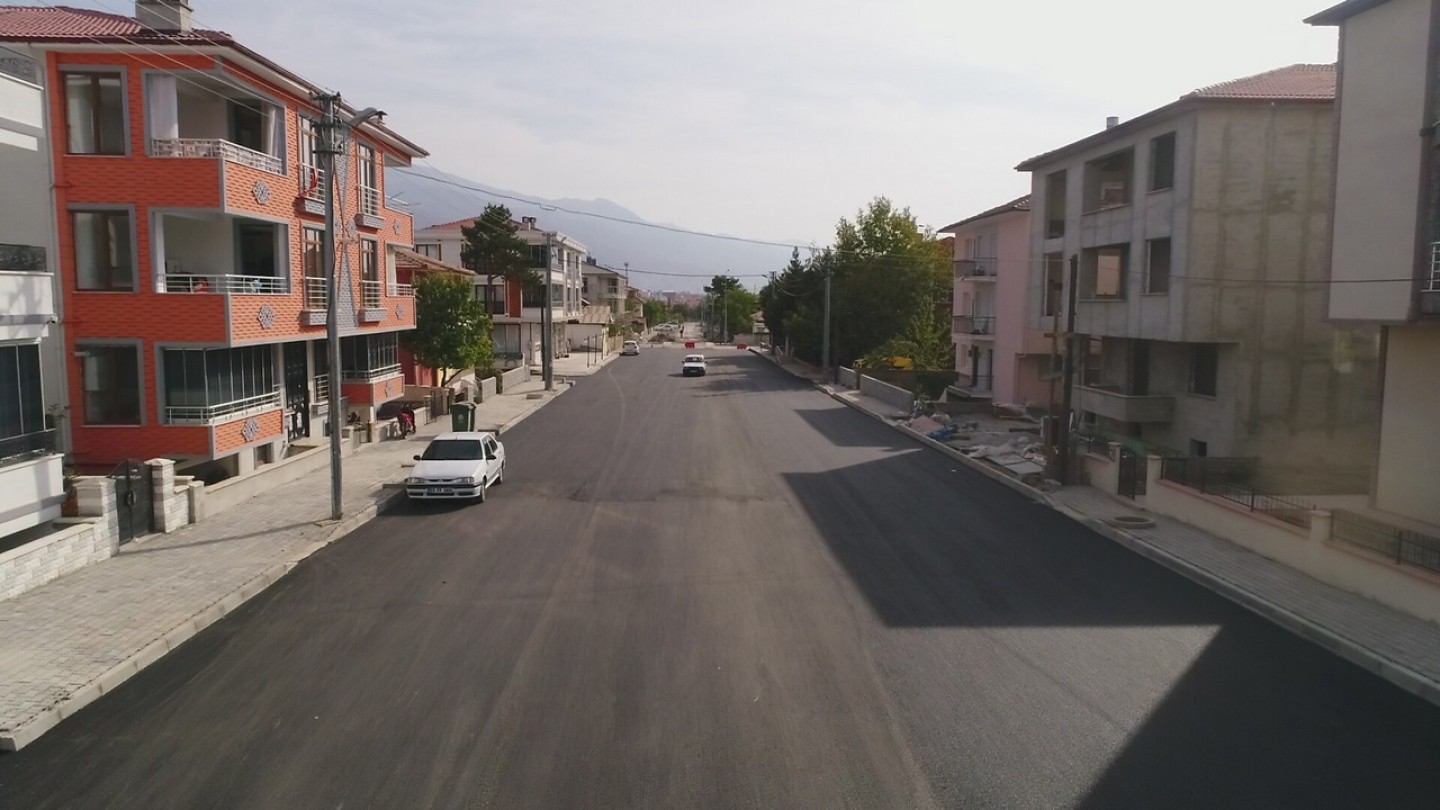 Uğurhan Tunçata Caddesi’nde Yol Genişletme Çalışmalarının İlk Etabı Tamamlandı