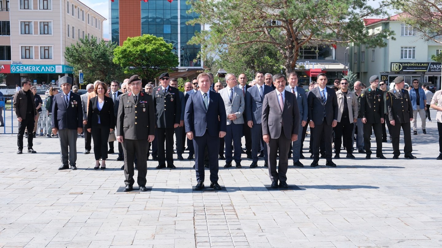 Ulu Önder Mustafa Kemal Atatürk'ün Erzincan'a Gelişinin 105. Yıl Dönümü Törenle Kutlandı