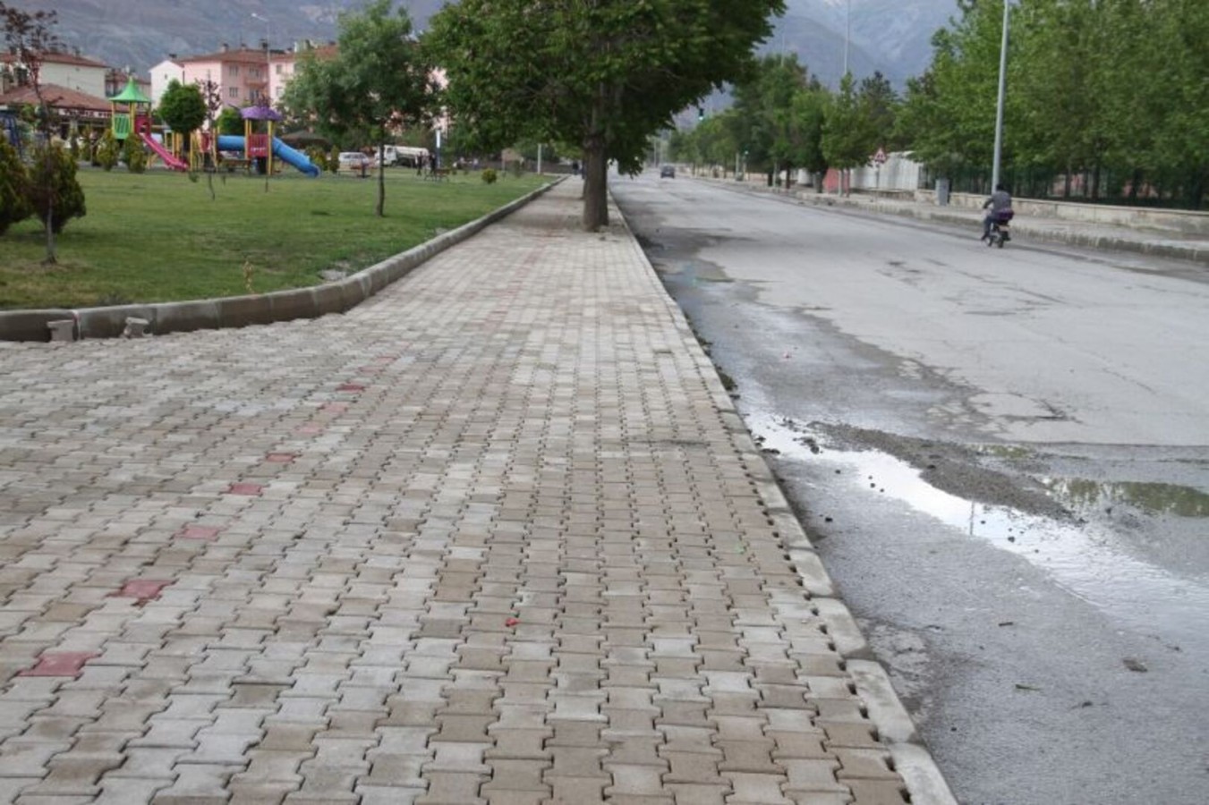 YIL SONUNA KADAR ALTYAPISI TAMAMLANMIŞ TÜM SOKAKLARDA ÜST YAPI DA TAMAMLANACAK