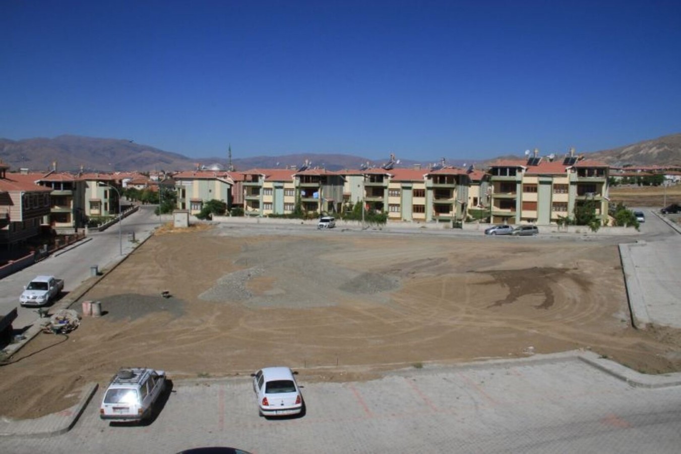 Yunus Emre Mahallesine Yeni Park