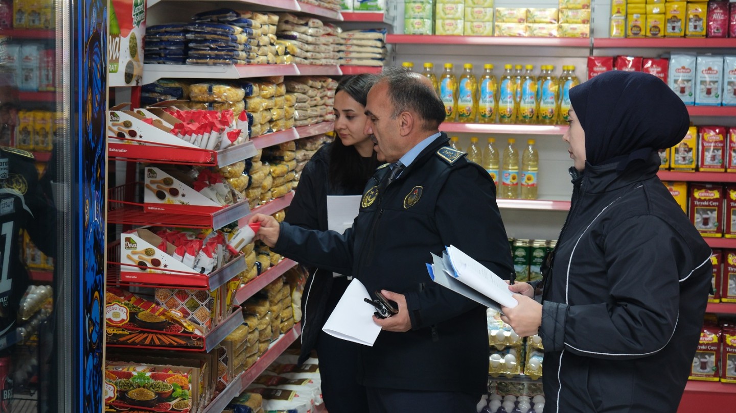 Zabıta Ekiplerimiz Denetimlerine Aralıksız Devam Ediyor